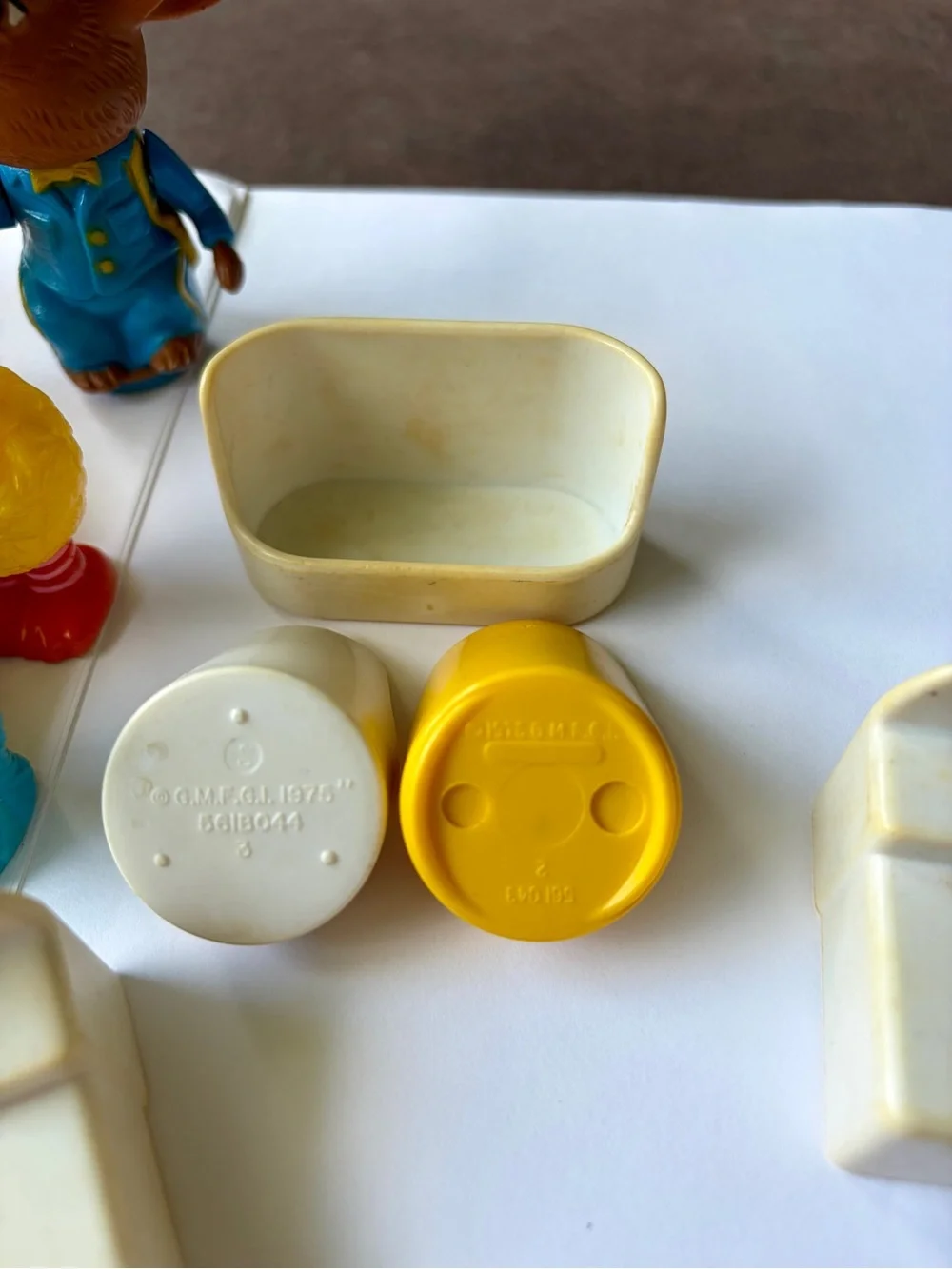 Vtg Toys Lot 70s 80s Fisher Price Peanuts Sesame Street Peanuts Barbie & more